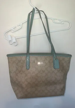 Purse thumbnail 2