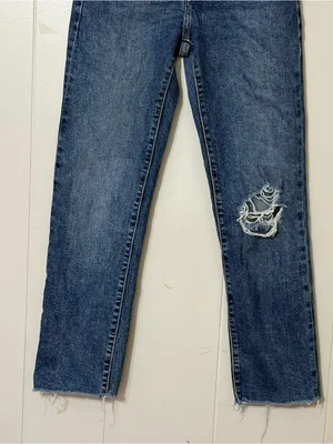 Levi’s Wedgie Straight Jeans Womens 26 High Rise Distressed Raw Hem Blue thumbnail 3