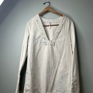 Free People Denim Long Sleeve Light‎ Wash Top S/P thumbnail 3