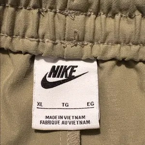 Nike XL Sportswear Swoosh Water Repellent Woven Pants thumbnail 3
