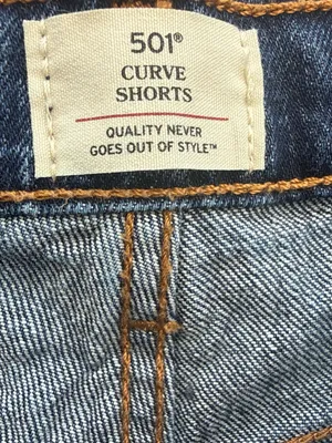 Levi’s Woman’s 501 C Curve Short Dark Wash Denim W24 Festival Coastal Cowgirl thumbnail 9