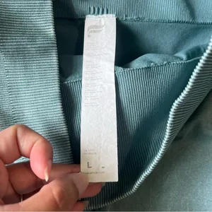 Fabletics Sync Seamless High-Waisted 7/8 Legging large washed Arctic wave green thumbnail 10