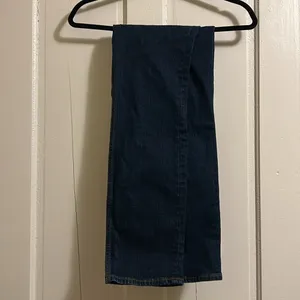 Abercrombie & Fitch The Slim Straight Ultra High Rise Jeans, 28, NWT thumbnail 3