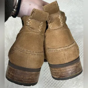 UGG Women's Size 10 Aureo II Brown Suede Ankle Boot thumbnail 4