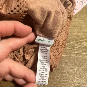 Aerie lace nude bra 💜 thumbnail 3