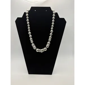 Nine West Graduated‎ Bead Necklace Womens OS Silver Tone Chunky Toggle Statement thumbnail 2