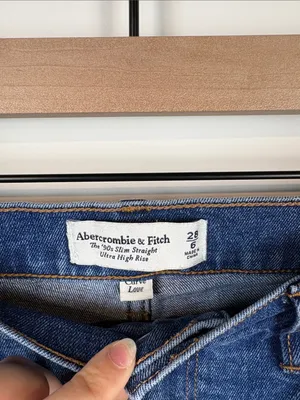 Abercrombie 90s Slim Straight Jeans Curve Love Women’s 28 6 High Rise Denim thumbnail 4