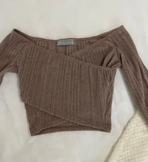 Wrap Top thumbnail 2