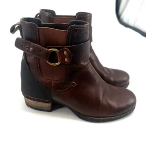 Merrell Womens Shiloh Pull Boot Size 8 Block Heel Chelsea Brown oak Leather Moto thumbnail 2
