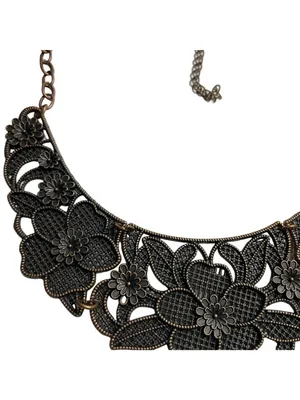 Paparazzi Statement Bib Necklace Petunia Paradise Filigree u Raised Floral Copp thumbnail 3