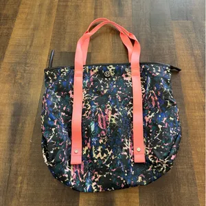 Lululemon Floral Print Tote Bag Pink Straps Gym Travel Beach Bag thumbnail 3