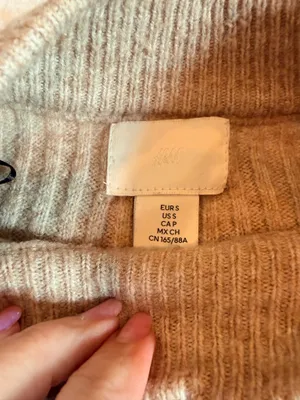 H&M Ribbed Mock Neck Sweater Women’s Small Oatmeal Beige Long Sleeve Knit thumbnail 2