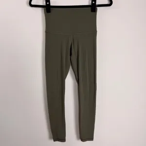 Aritzia TnaAction High Rise Leggings Olive Green‎ XS Full Length Activewear thumbnail 2