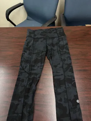 Lululemon Fast Free High Rise Camouflage Athletic Leggings Size 4 thumbnail 2