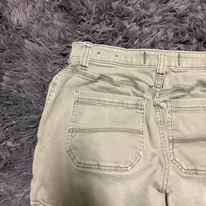 Hollister high-rise Olive Utility cropped green hiking y2k pockets Pants size 30 thumbnail 8