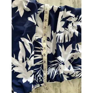 CUPSHE Women's One Piece Swimsuit V-Neck Floral Navy Blue & White Size S thumbnail 3