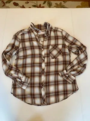 Time and Tru Women’s Large Brown Plaid Long Sleeve Lightweight Button-Up Shirt thumbnail 8