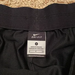 Nike ‼️ Infiknit Running Shorts‼️ thumbnail 5