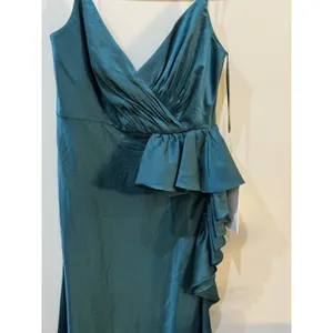 MAC DUGGAL FRG Green Satin Ruffled Asymmetrical Gown #67815 Size 12 thumbnail 5