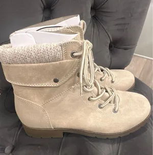 Womens Tan Suede boho Knit Cuff Lace Up Ankle st John bay Boots Shoes Size 7.5 thumbnail 1