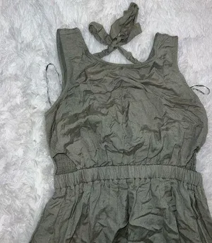 Green Open Back Maxi Dress size Small Boutique Brand for Wedding Guest / Winery thumbnail 1