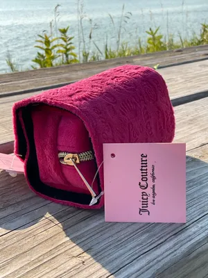 NWT Juicy Couture Hot Pink Travel Jewelry Organizer Roll Case Velvet Embossed Zip Pouch thumbnail 7