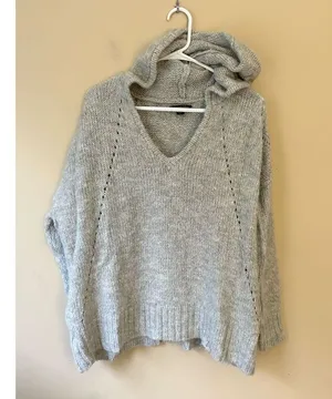 aerie sweater thumbnail 1