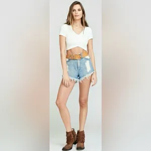 Show Me Your Mumu Miami V-Neck Stretch Crepe Crop Top in Bone‎ Size Medium thumbnail 3