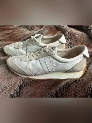 Tory Burch Hank White and Beige Suede Retro Runner Sneaker thumbnail 3