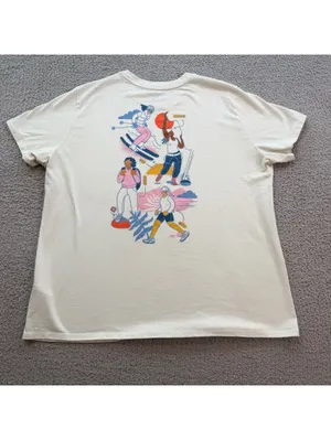The North Face International Women’s Day Graphic T-Shirt Women’s XXL Cream 2022 thumbnail 2