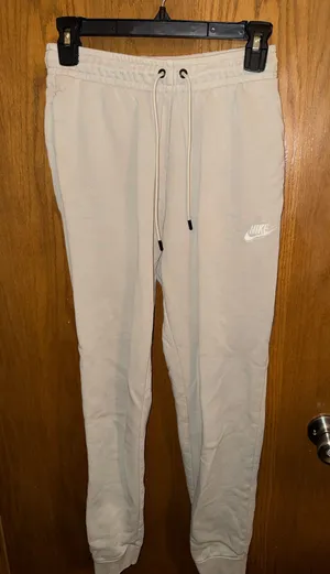 Nike sweatpants thumbnail 1