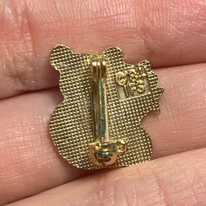 Vtg Teddy Bear with Bouquet 1984 IFS Gold Tone Colorful Enamel Tack Pin thumbnail 2