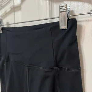 GIRLFRIEND COLLECTIVE high rise black bike shorts size small‎ thumbnail 3