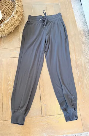 lululemon Align Jogger Women Black 6 thumbnail 1