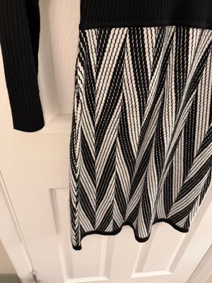 Studio One Black White Colorblock Chevron Sweater Dress Small thumbnail 4