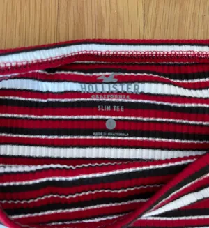 Hollister Off The Should Top thumbnail 3