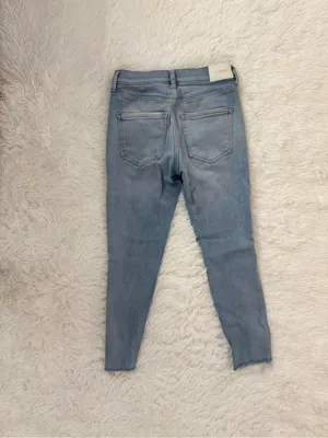EXPRESS Women Skinny Mid Rise Jeans Distressed Size 2/S Blue Denim 27x23 Crop⁠ thumbnail 3