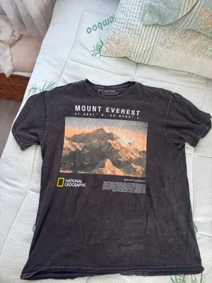 Mount Everest, National Geographic T thumbnail 3