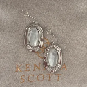 NWOT Kendra Scott Anna Silver Drop Earring In Gray Illusion thumbnail 3