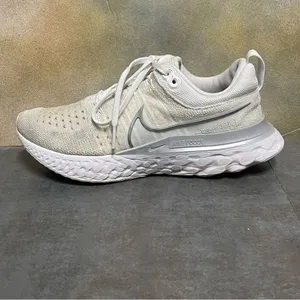 Nike React Infinity Run Flyknit 2 Women's White Sneakers Size 7.5 thumbnail 12