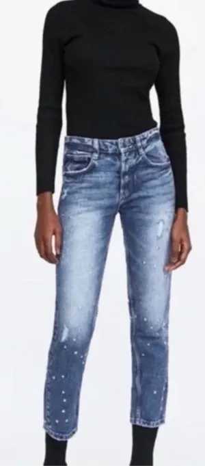 Zara‎ women's Star-Studded Denim Jeans thumbnail 1