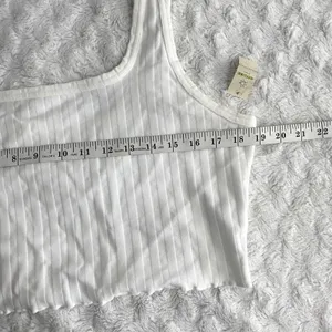 NEW Aerie Offline White Ribbed OG Groove Lettuce Hem Crop Top XL thumbnail 7