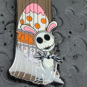 Disney Loungefly Hot Topic Nightmare Before Christmas Holiday Door Easter pin thumbnail 2