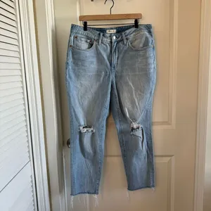 Madewell High Rise Slim Boyjean in Prentice Wash thumbnail 5