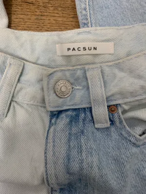 Jeans thumbnail 3