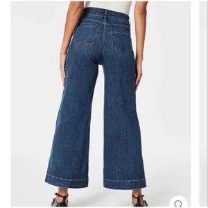 SPANX Cropped Wide Leg Jeans Patch Pocket Shape EveryWear Denim L thumbnail 3