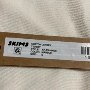 SKIMS Cotton Jersey T-Shirt S thumbnail 4
