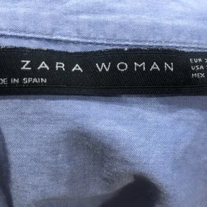 Zara light blue collared v neck shirt thumbnail 4
