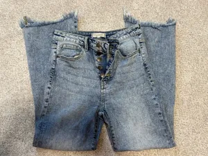 Harper Heritage Boutique Kick Crop Jeans thumbnail 2