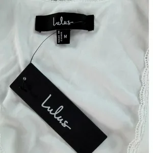 LULUS White Top Blouse Womens Medium thumbnail 7